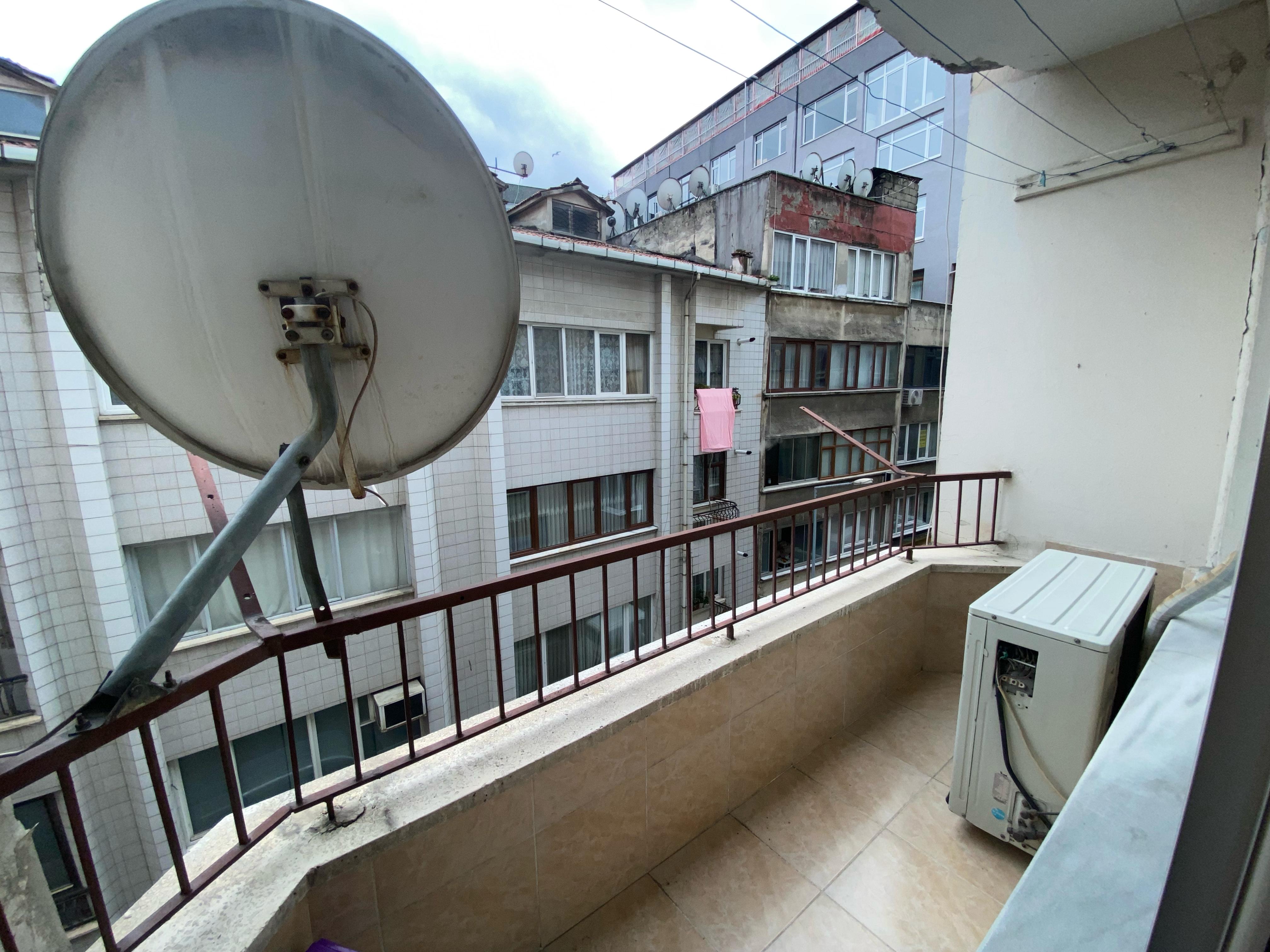 GAZİPAŞA CADDESİNE YAKIN EŞYALI KİRALIK DAİRE